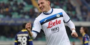 记者：卡迪西亚报价2000万欧年薪&amp;amp;4年合同，雷特吉已提出离队申请