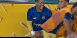 九游平台下载-阿媒：罗霍吃黄牌后大笑+缺席周六训练 疑似受到博卡内部处罚